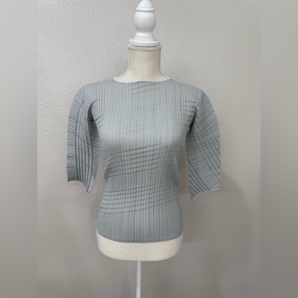 Emporio Armani Light Gray Pleated Ribbed Short-Sleeve Top